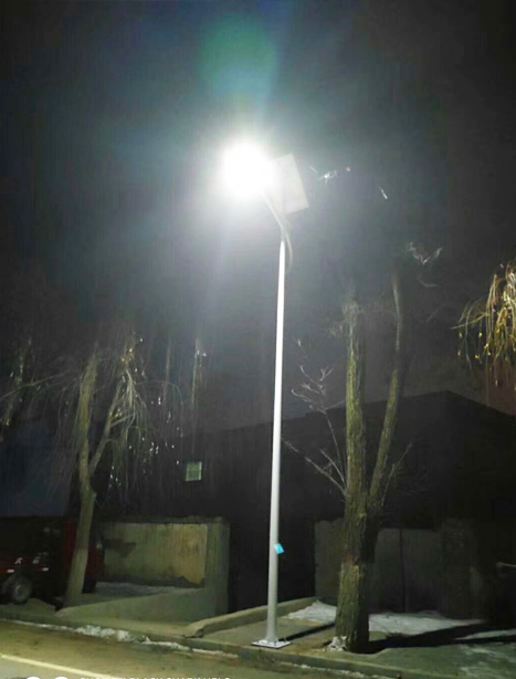 积石山县阿图什太阳能路灯项目