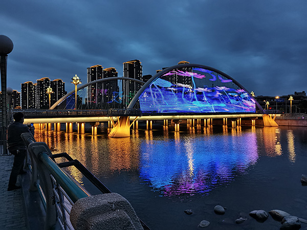 1742970194152440.jpg 阿图什河道亮化.jpg