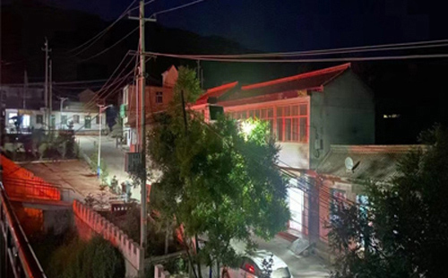 阿图什太阳能路灯在暴雪天气下的应对策略