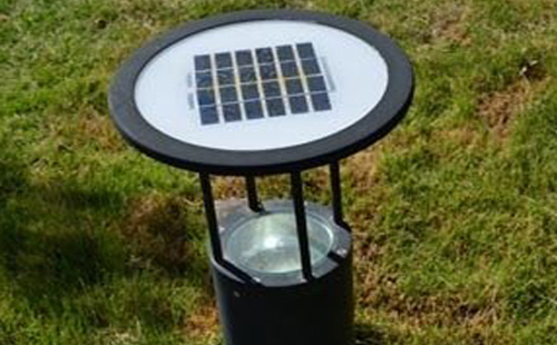 别墅庭院氛围营造：阿图什草坪灯选型与布光技巧